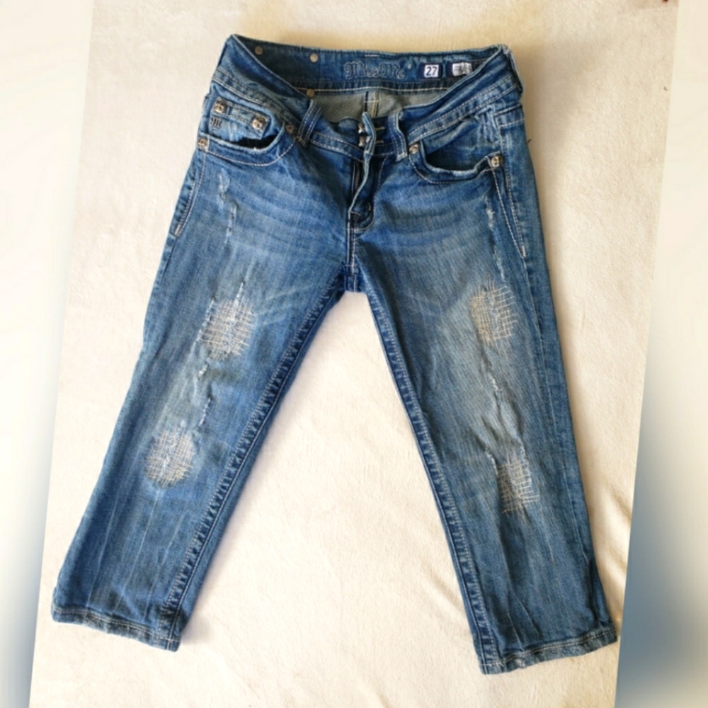 Buckle Miss Me Capri's